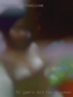50 yaers old hairy woman that wanth to fuck.