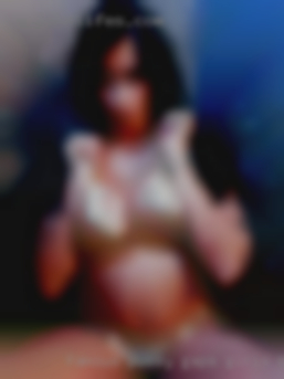 Famous pussy gaps girls between near Hatfield.
