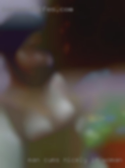 Man cums nicely in woman dp with naked him in Westchester Ohio..
